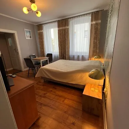 Pod Lipami Homestay szállás *