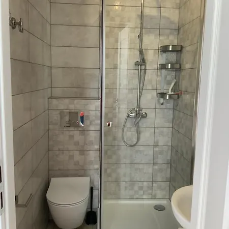 Pod Lipami Homestay szállás